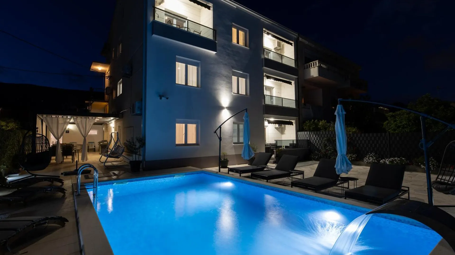 Apartments Bilopavlovic Kastela